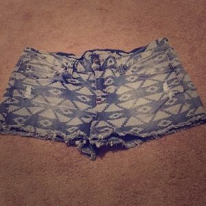 Rue21 Aztec Print Distressed Jean Shorts!!
